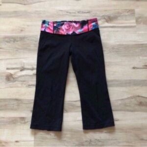 Lululemon Gather & Grow Full On Lyon Black Secret Garden